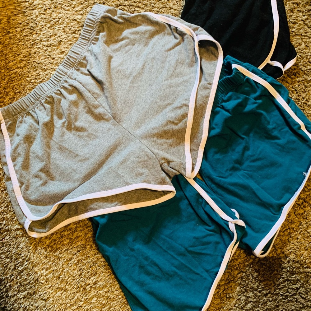 SOLD ‼️‼️4 pairs of cotton women’s athletic shorts